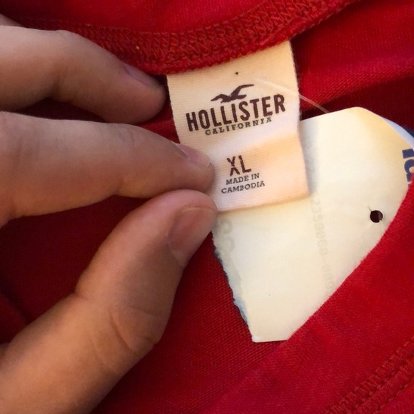 hollister XL long sleeve red shirt - Picture 2 of 4